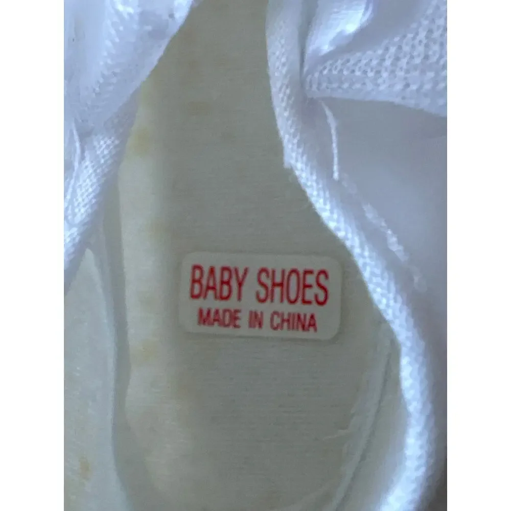 Vintage Y2K Christening Baby Booties White Satin Lace Boxed 0-3 months